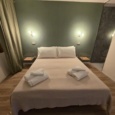 Luxury In * Venice